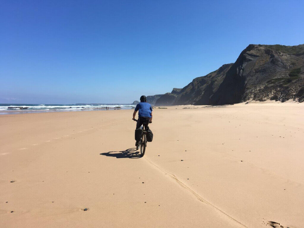 Algarve Cycling Tours - <br />
<b>Notice</b>:  Trying to access array offset on value of type bool in <b>/home/acyclingcom/public_html/tour-detail.php</b> on line <b>253</b><br />
 - Short trip Silves to Sagres  3.K4
